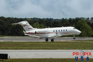 N330SA 2013 Bombardier Challenger 300 CL30 PDK (KPDK) Peachtree Dekalb airport Atlanta Georgia Photo date: 4-4-2024 On this day winds were gusting up to 40 knots.