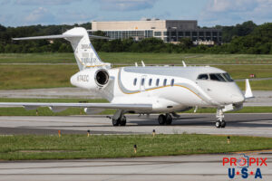 N74ZC 2004 Bombardier Challenger 300 CL30 PDK (KPDK) Peachtree Dekalb airport Atlanta Georgia Photo date: 5-19-2024