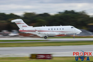 N330SA 2013 Bombardier Challenger 350 CL35 PDK (KPDK) Peachtree Dekalb airport Atlanta Georgia Photo Date: 10-30-2025