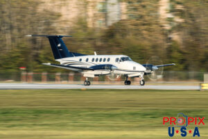 N438CR 1978 Beechcraft King Air 200 Beech BE20 PDK (KPDK) Peachtree Dekalb airport Atlanta Georgia Photo Date: 11-15-2025