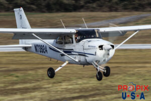 N73924 1976 Cessna 172 Skyhawk C172 PDK (KPDK) Peachtree Dekalb airport Atlanta Georgia Photo Date: 11-15-2025