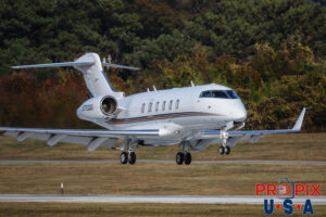 N792QS 2016 Bombardier Challenger 300 CL30 NetJets PDK (KPDK) Peachtree Dekalb airport Atlanta Georgia Photo Date: 11-15-2025