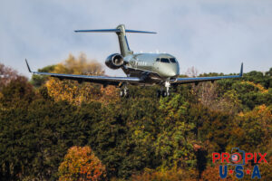 N808NC 2006 Bombardier Challenger 300 CL30 PDK (KPDK) Peachtree Dekalb airport Atlanta Georgia Photo Date: 11-15-2025